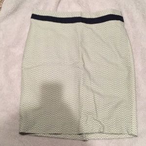 The limited pencil skirt